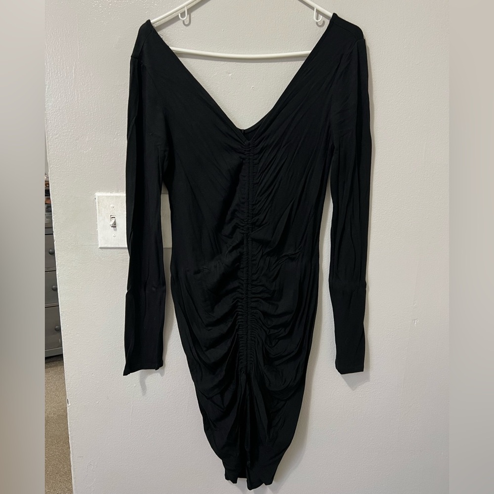 Black V-neck/Off-the-Shoulder Ruched Bodycon Dress